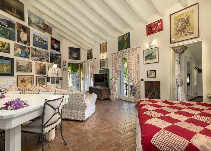 Bed & Breakfast La Cucchetta 4*